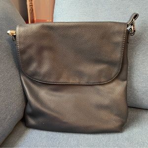 COPY - Studio Thirty-One Modern Crossbody in Midnight Navy Pebble